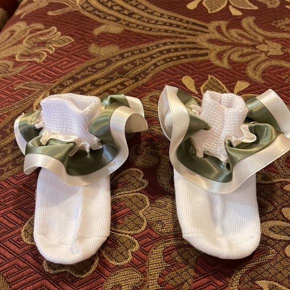 Baby Starters kids dress size 6 months matching socks & bow NWT price is firm - Picture 3 of 11